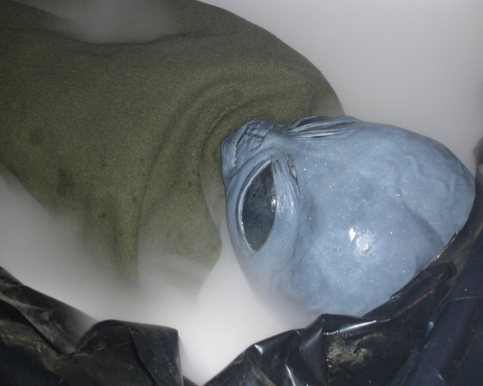 Historia od podszewki- Tajmenica Roswell_005.jpg