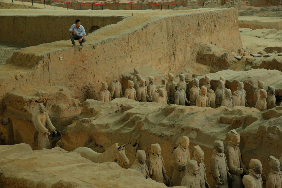 ChinasMegatombRevealed_035.jpg