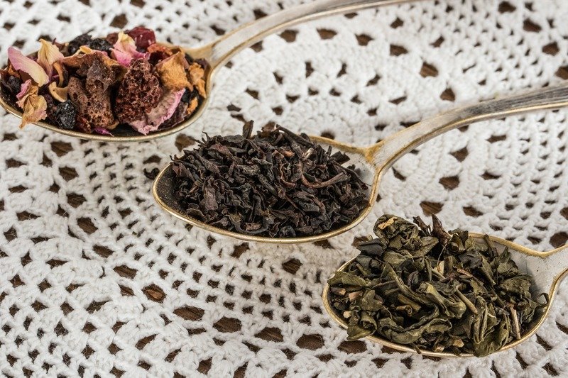 tea-leaf-1797125_1920.jpg