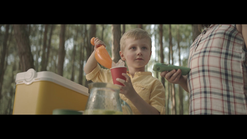 Kadr z reklamy "Lemoniada"