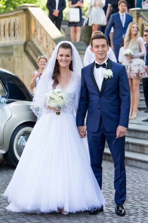 Codziennie przybywa przedmiotów wystawianych przez internautów, w tym także od osób znanych i lubianych.