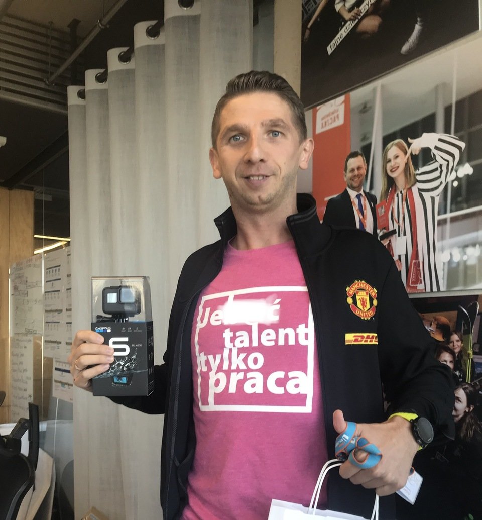 Za trzecie miejsce Adam Tomczyk z Poznania otrzymał kamerę Go Pro Hero 6.