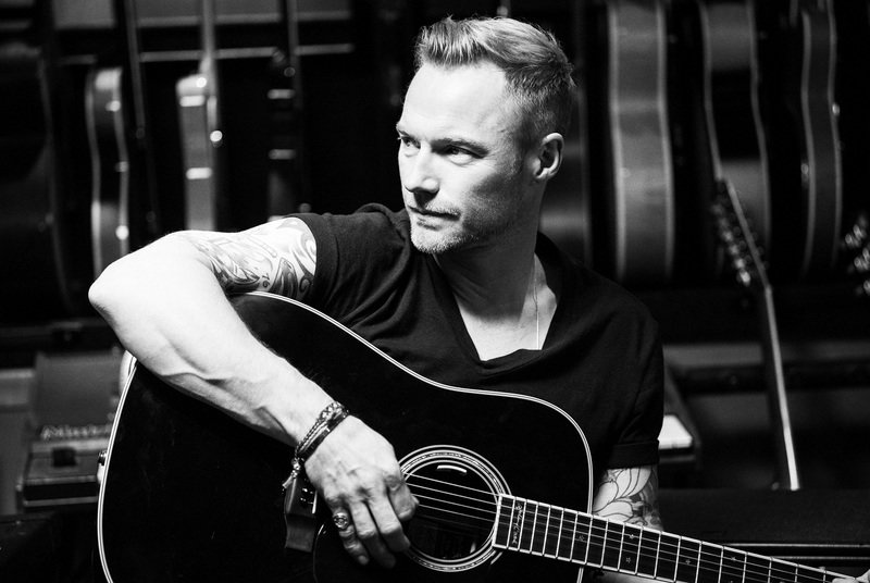 ronankeating2_sm.jpg