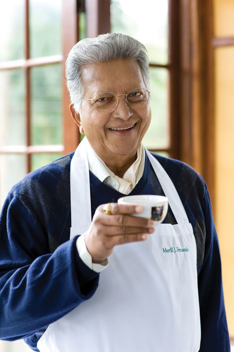 Dilmah-Founder-Merrill-J.-Fernando-Tasting-Tea-002.jpg