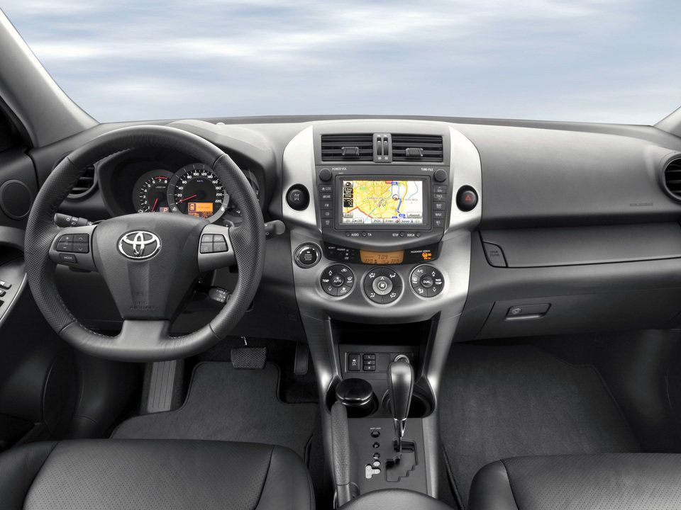 Toyota RAV III_05.jpg