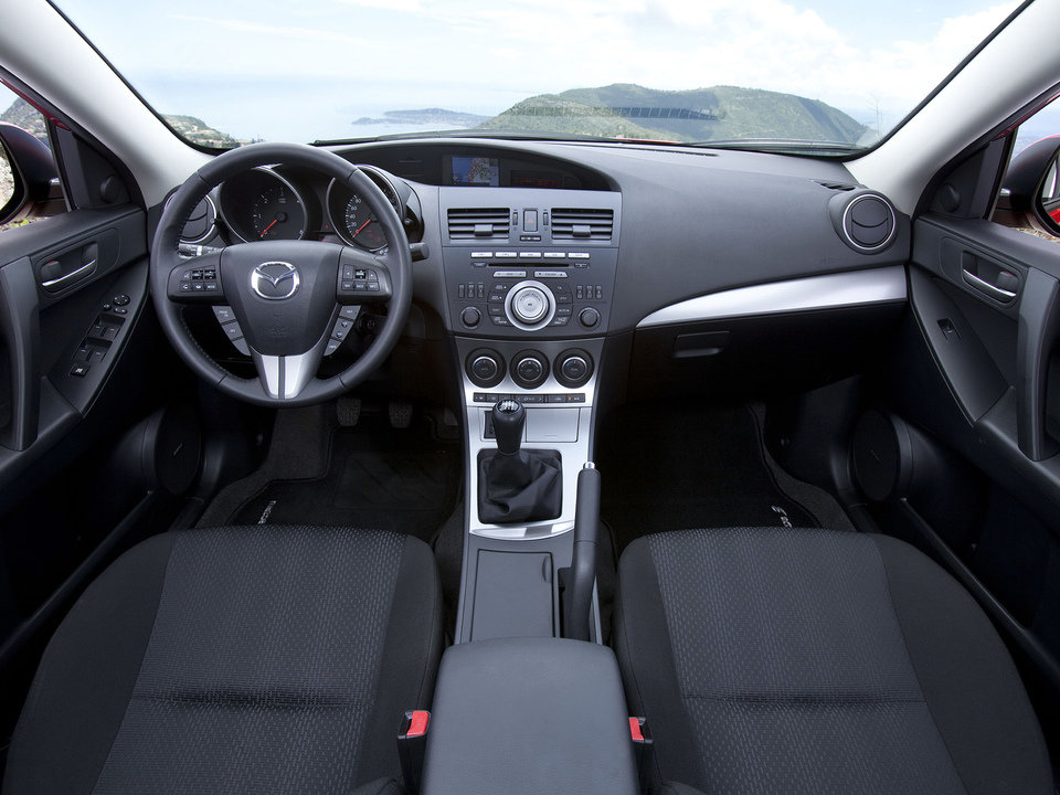 Mazda 3_II_04.jpg