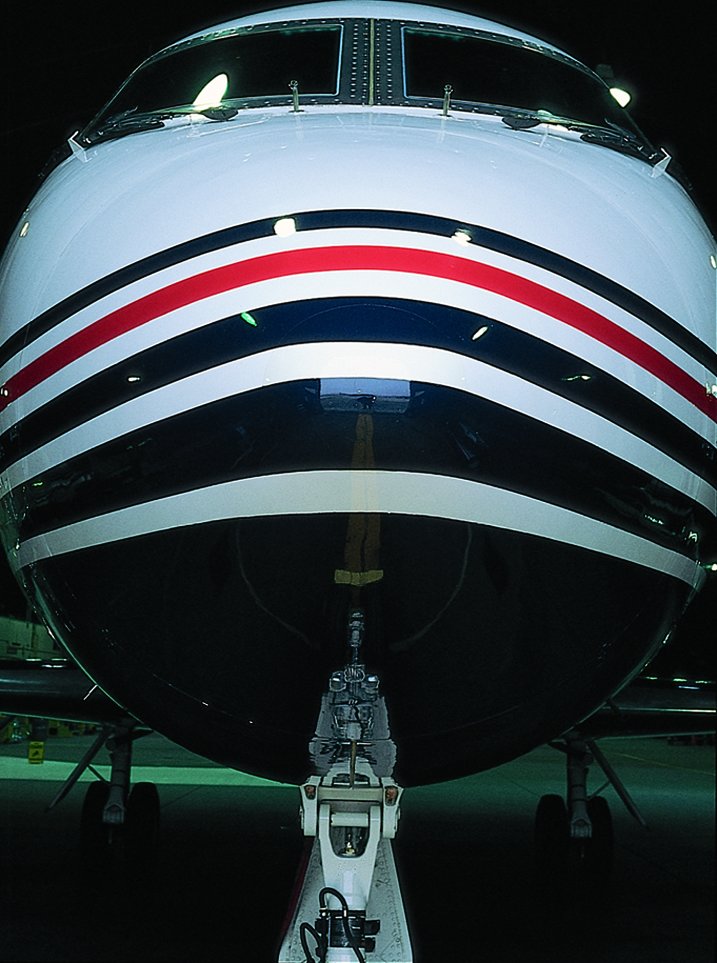 FRONT OF PLANE2.jpg