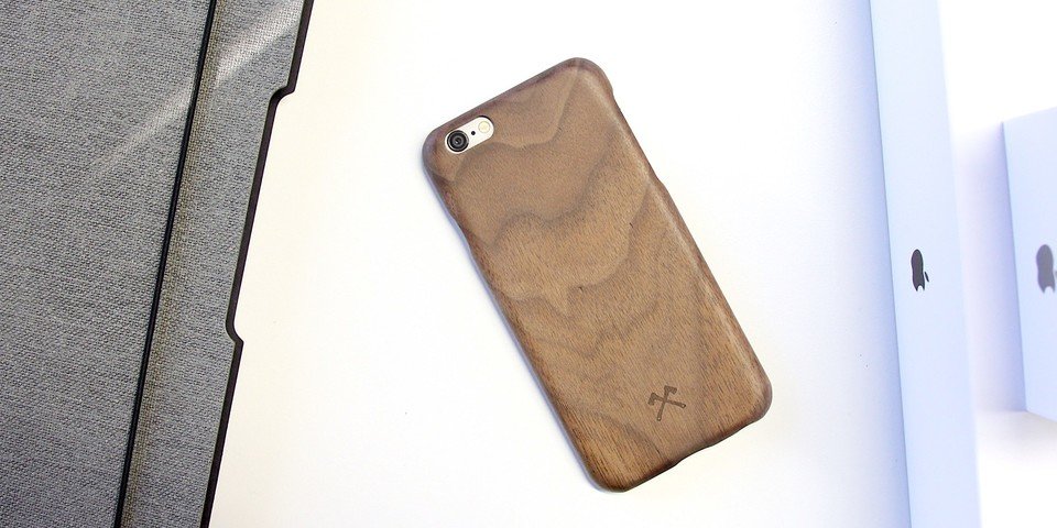iphone-7-6-holzcase-huelle-duenn-echtholz-schutzhuelle-x-kevlar-woodcessories-schutz5.jpg