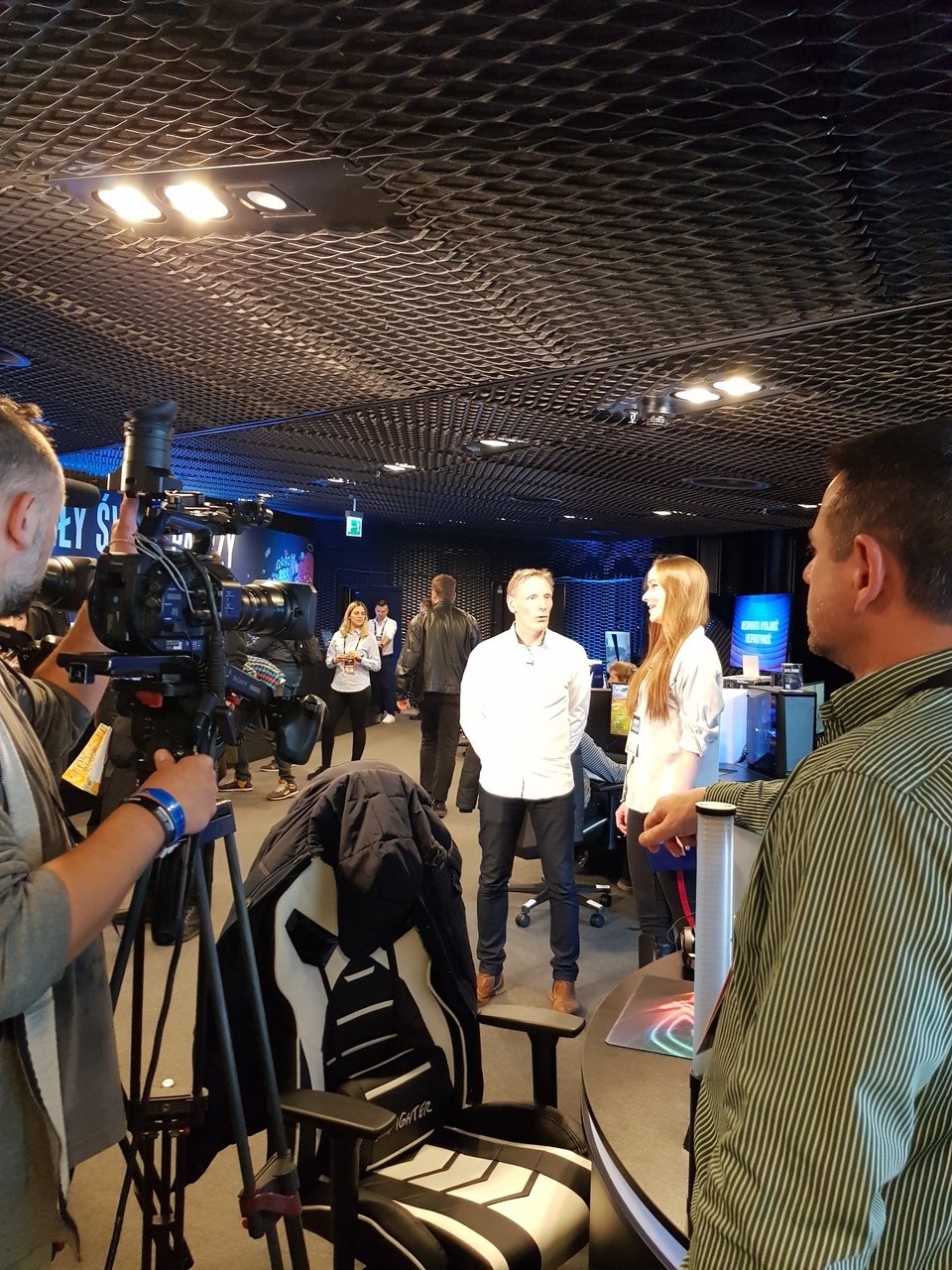 Hans Jurgen Werner, dyrektor ds. strategii marketingowej i kampanii rozwiązań klienckich w Intelu, oraz Agnieszka Borysiuk z Onetu