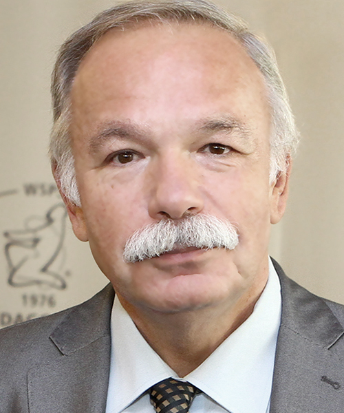 1528374048_Stefan-M-Kwiatkowski.png