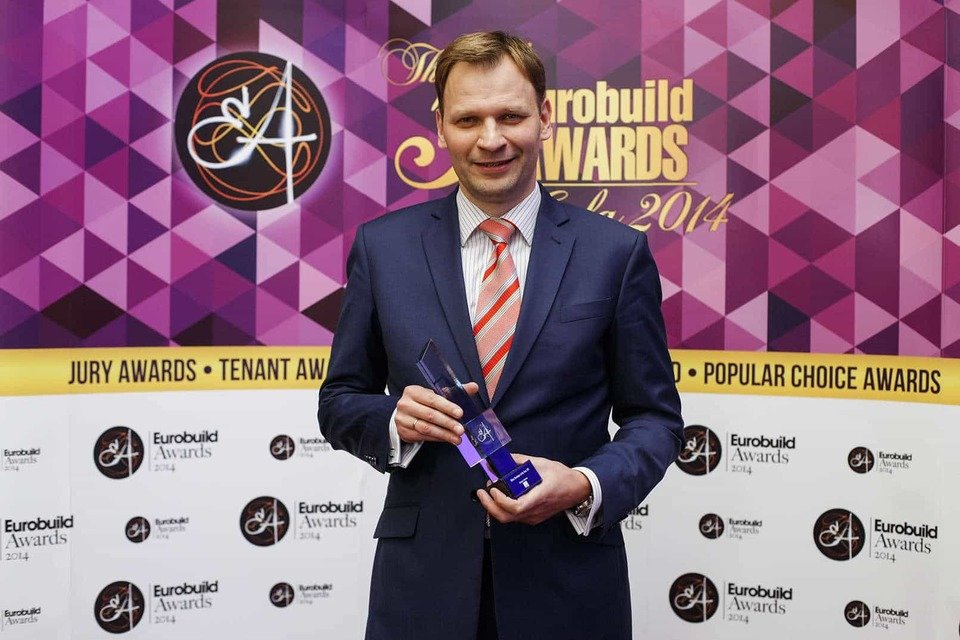 HB-Reavis_Eurobuild-Awards-2014.jpg